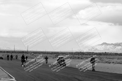 media/Feb-23-2023-Racers Edge (Thu) [[45c9a79e62]]/Around the Pits-Track Walk/